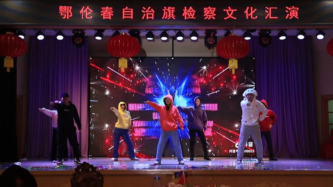 图为舞蹈串烧.jpg